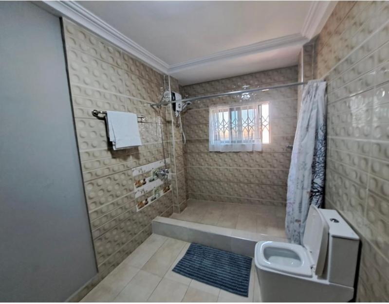 Baffour Apartments Adiebeba Екстериор снимка