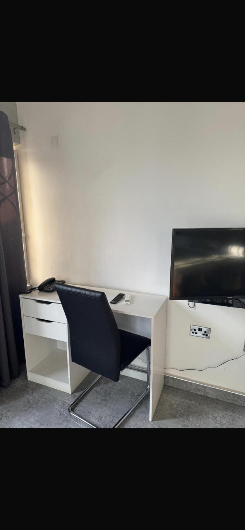 Baffour Apartments Adiebeba Екстериор снимка